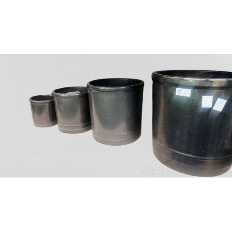Buy Premium Black Glazed Ceramic Planters – Versatile Indoor & Outdoor Pot Set