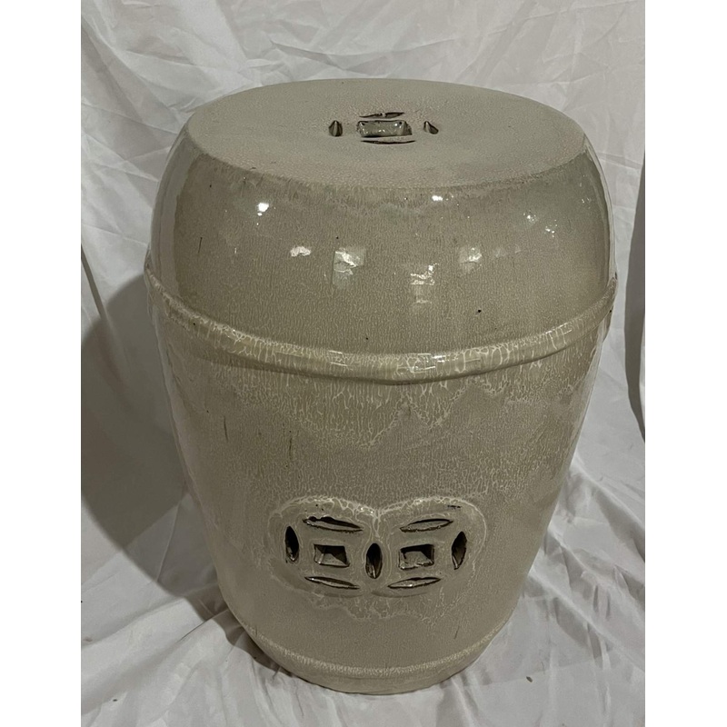Vintage Cream Crackled Ceramic Stool with Decorative Cutouts