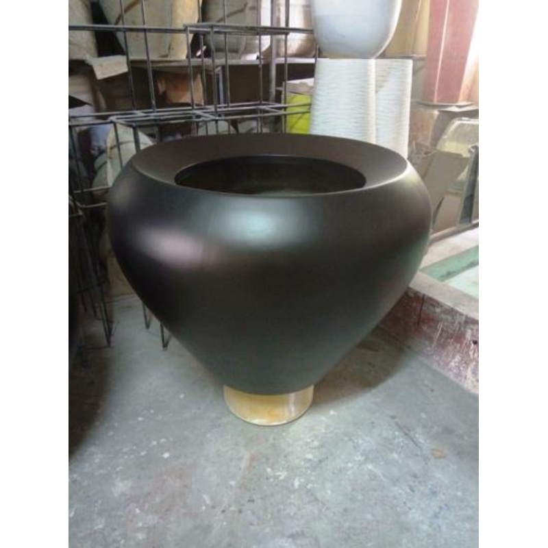 Amaranthus 3 Round  Fiber Planter Black