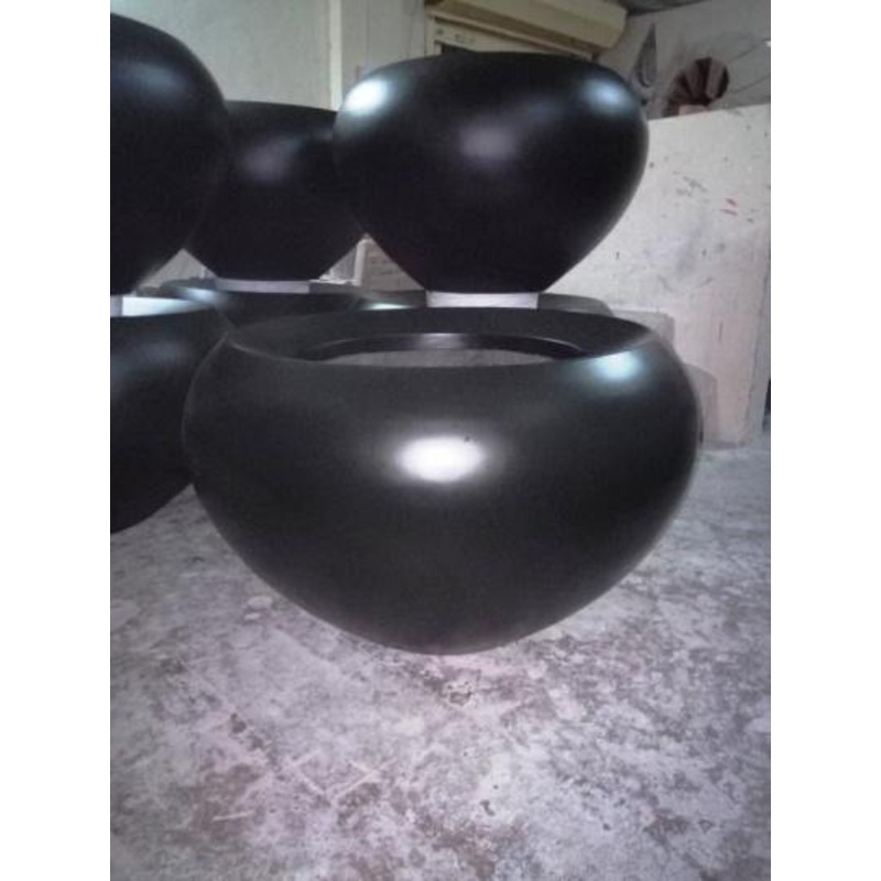 Amaranthus 4 Round Fiber Planter Black