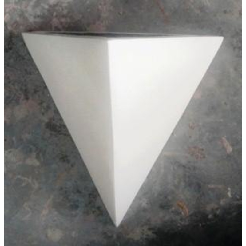 WALL MOUNT PYRAMID  Fiber Planter