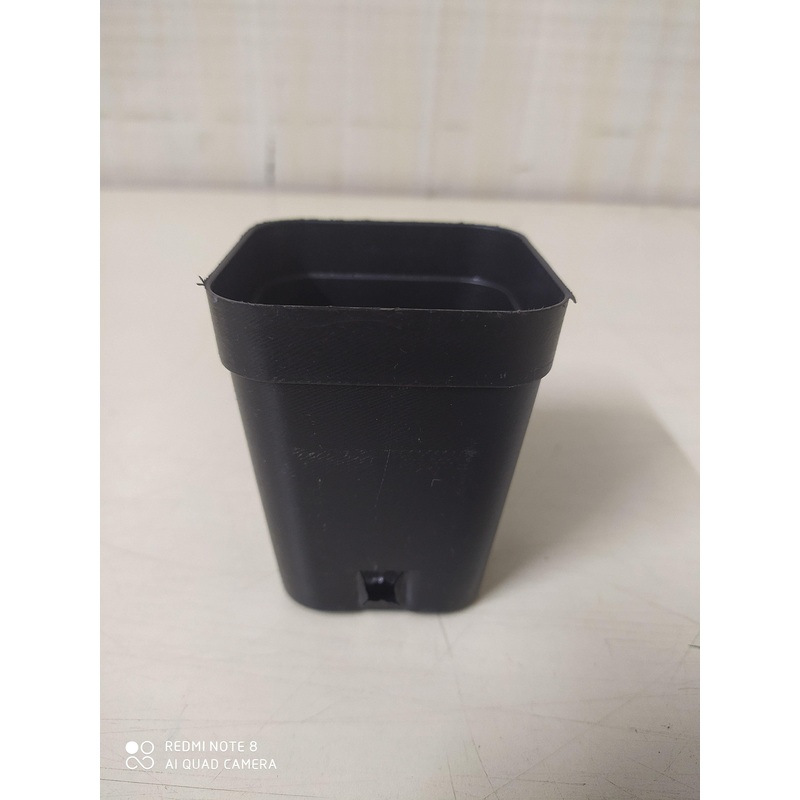 2.5″ Square Pot