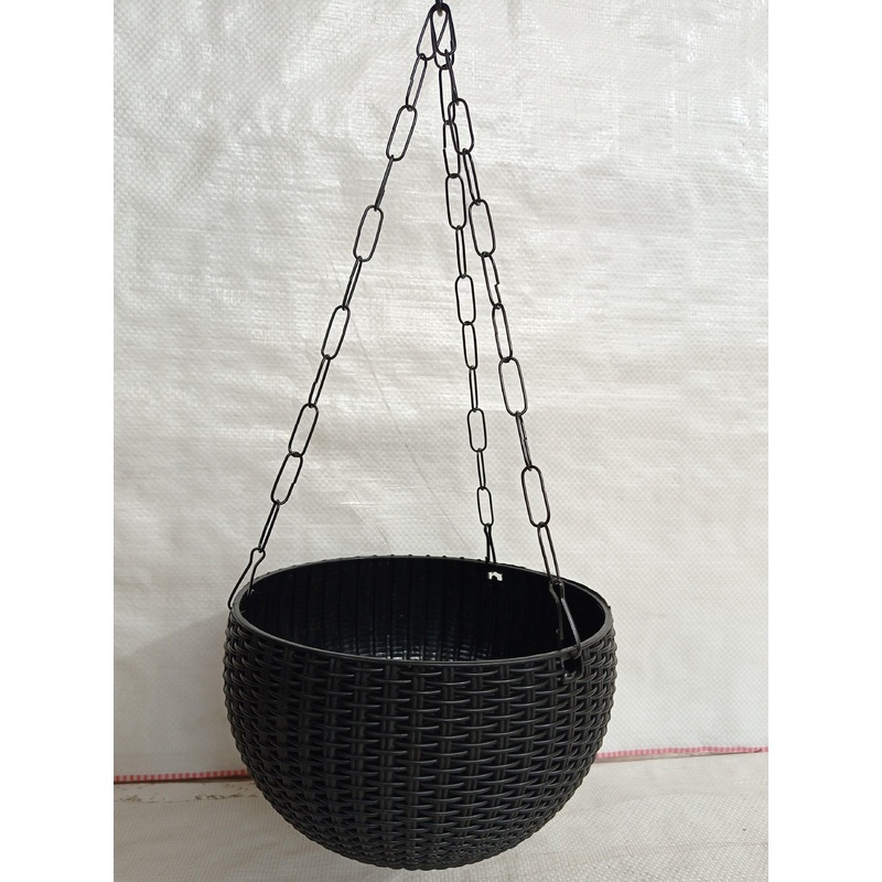 21 cm Black Rattan Hanging Planter with Chain