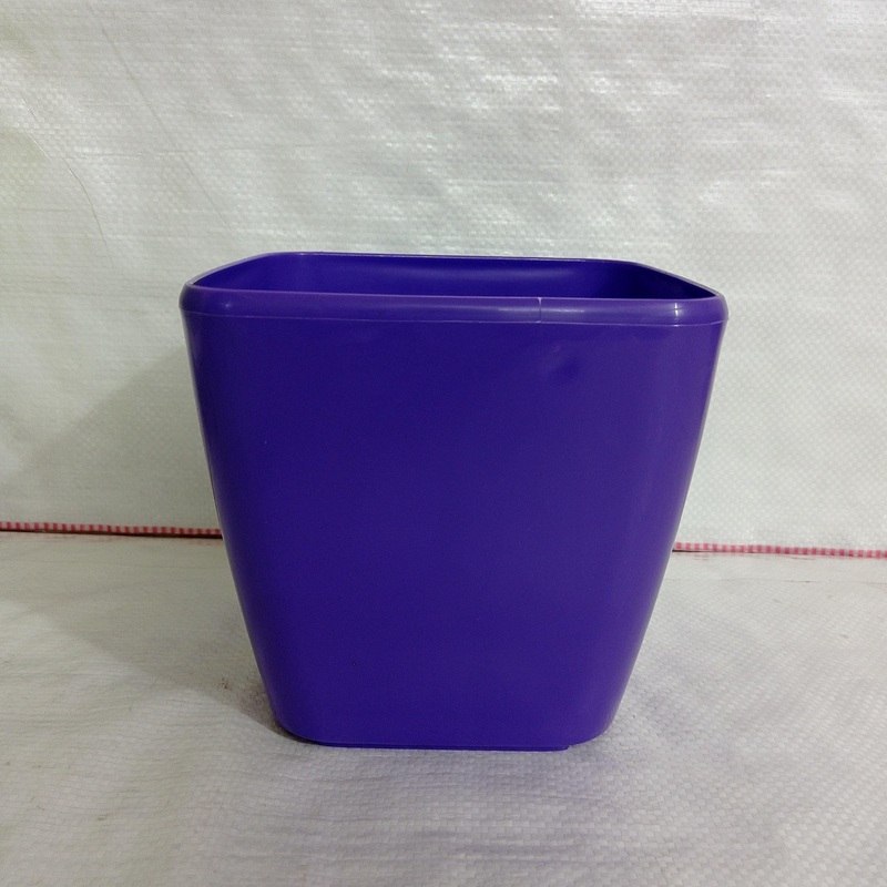 17 cm Violet Paris Square Pot