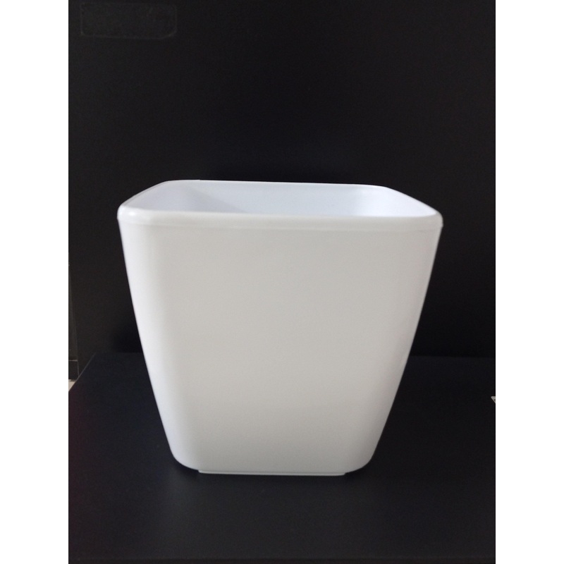 17 cm White Paris Square Pot