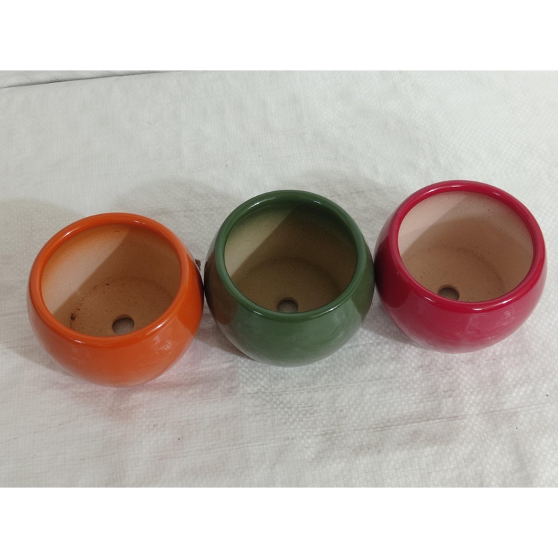 Assorted Colors Ceramic Plant Pot Set | Contemporary Design