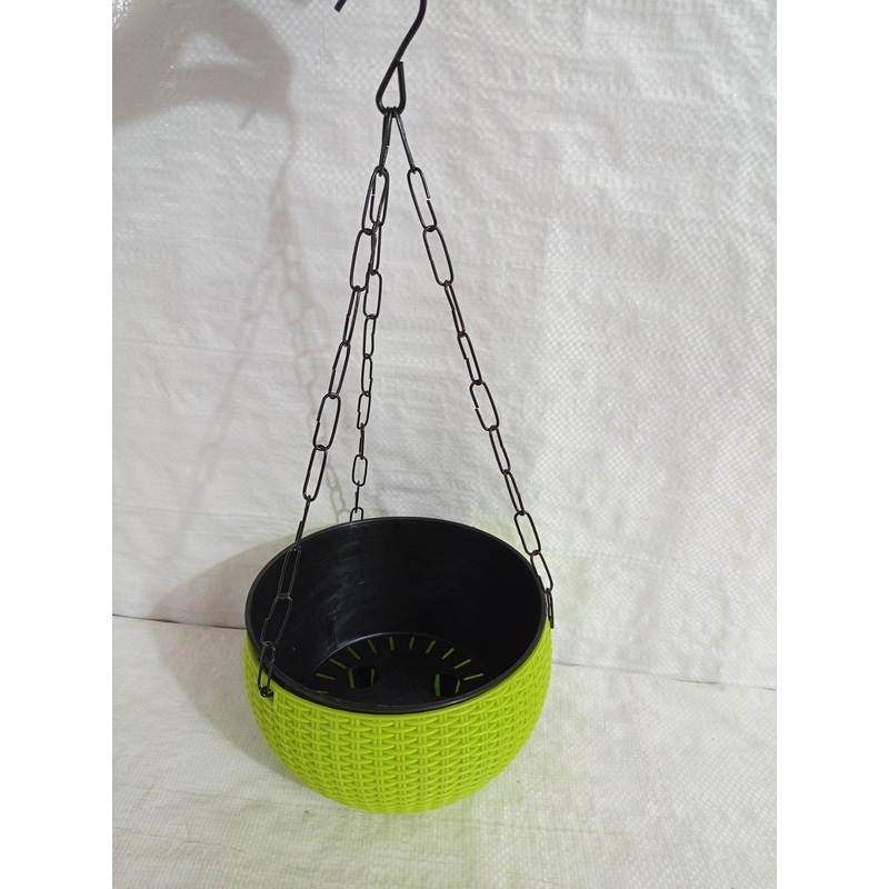 18 cm Green Rattan Hanging Planter with Chain