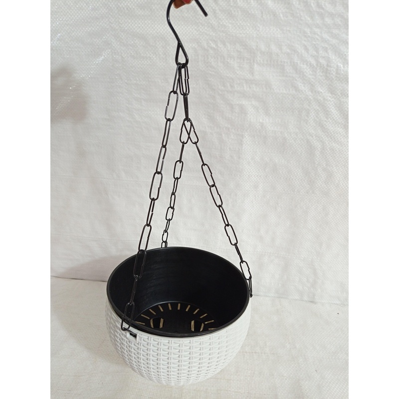 18 Cm White Rattan Hanging Planter with Chain